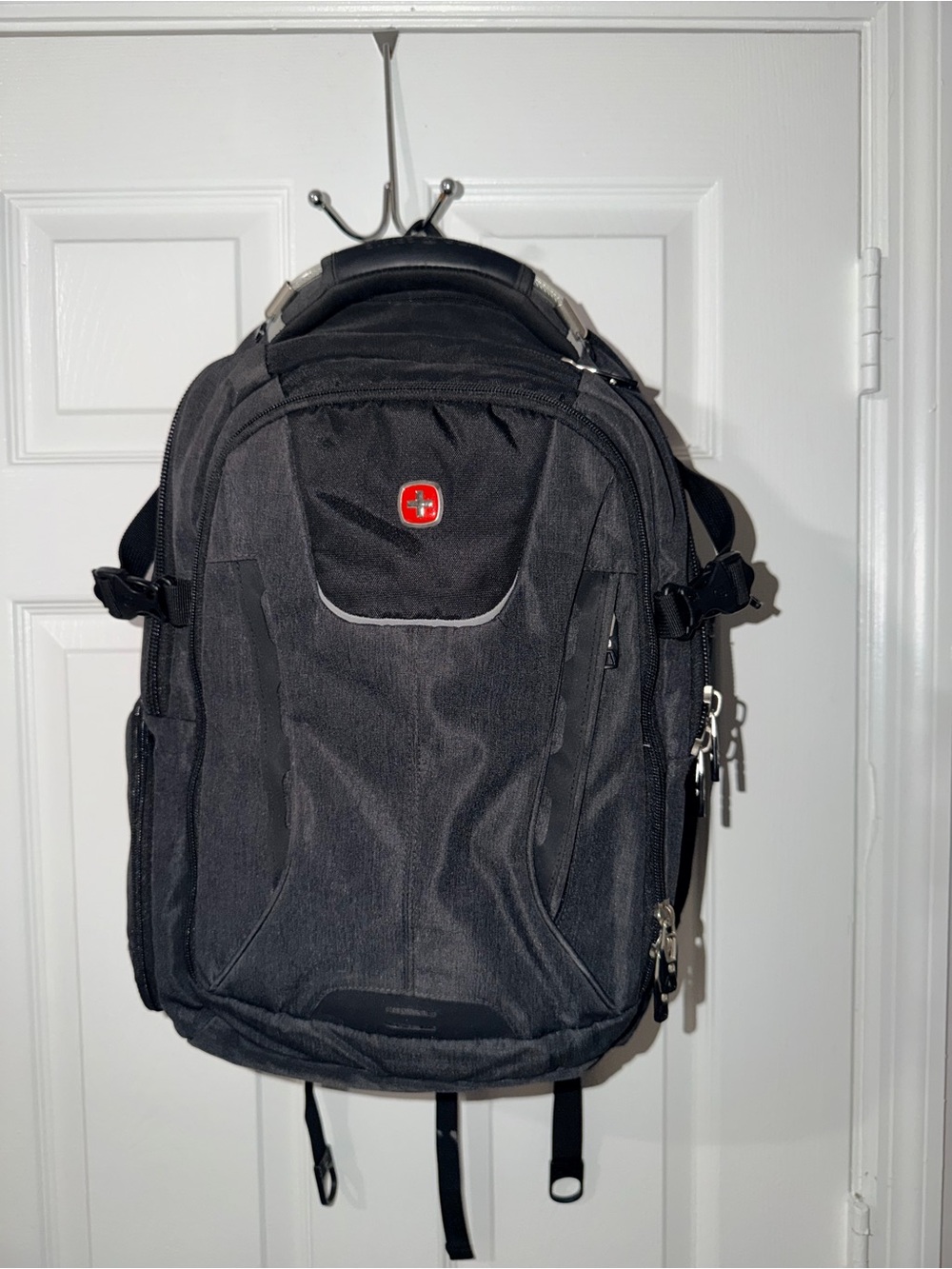 SwissGear ScanSmart TSA Laptop Backpack‎ Black USB